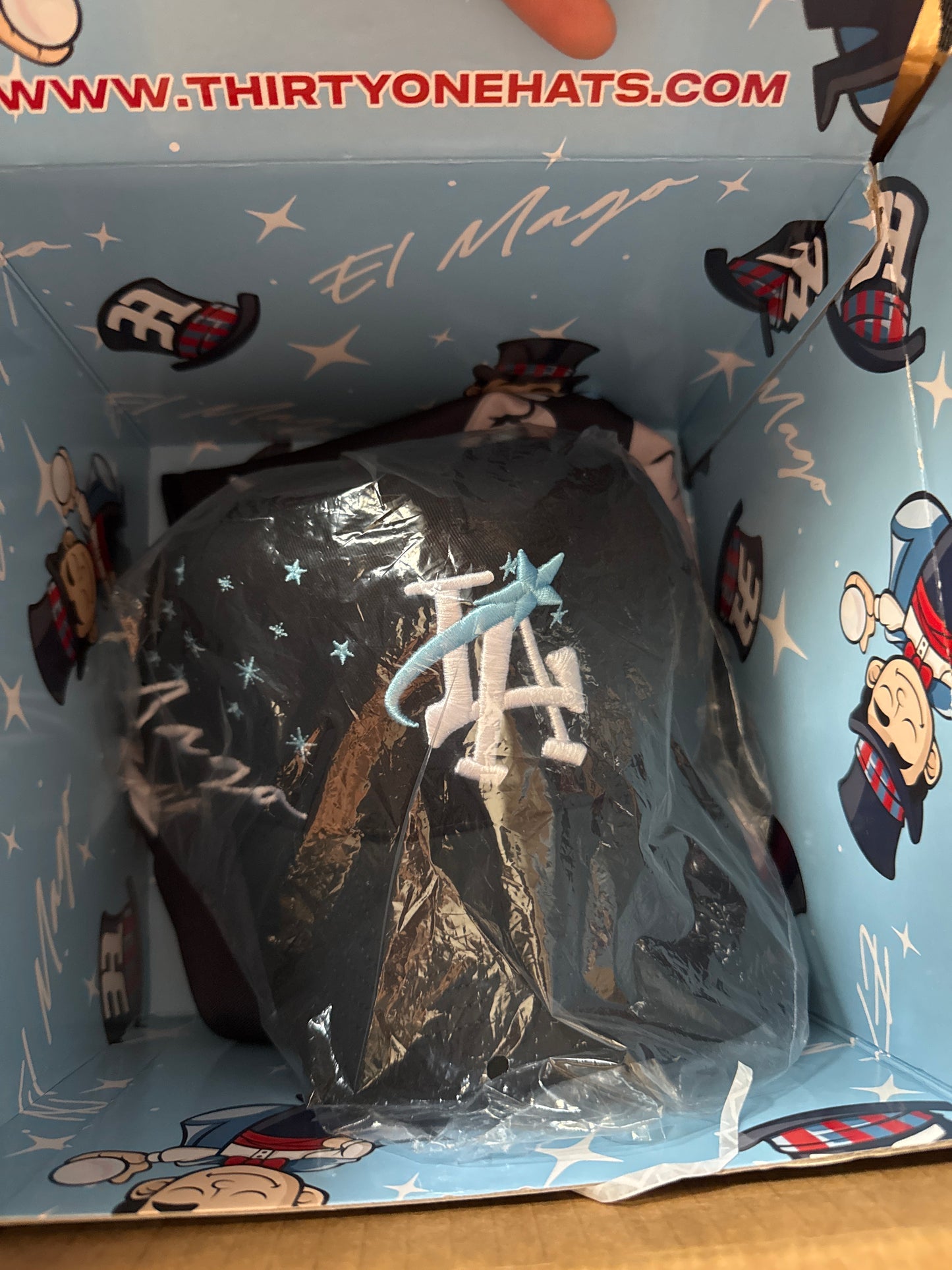 Magic club 31 hats full set